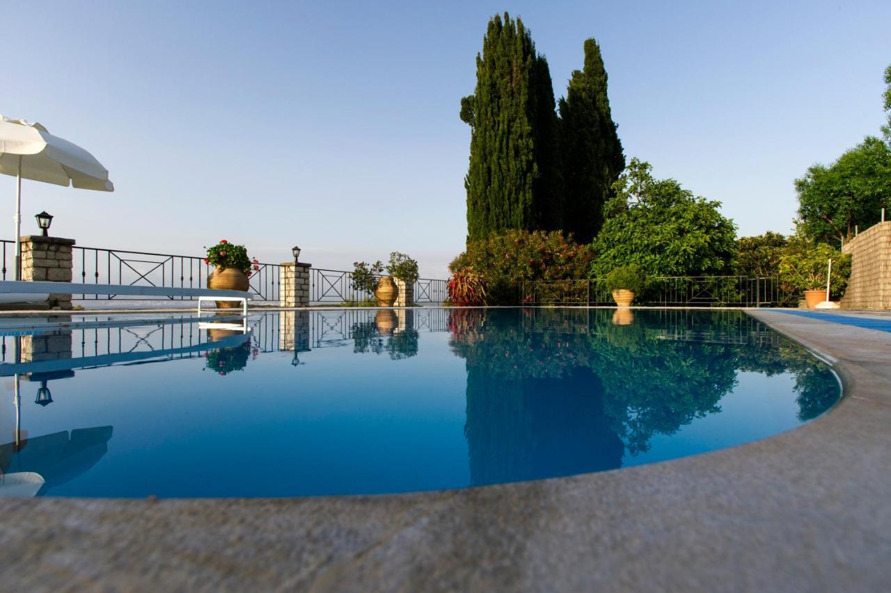 Villa Bacchus Kassiopi Corfu エクステリア 写真