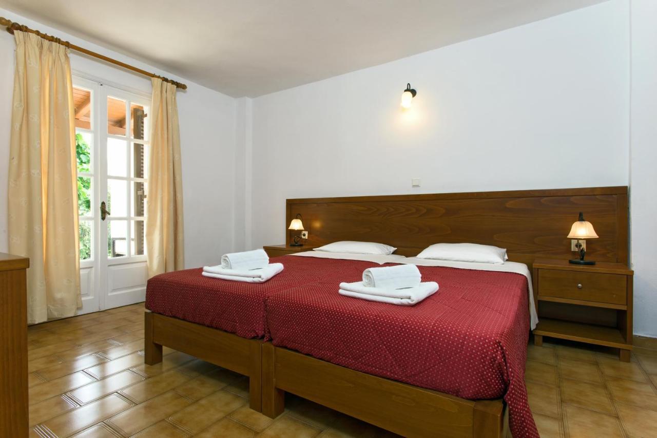 Villa Bacchus Kassiopi Corfu エクステリア 写真