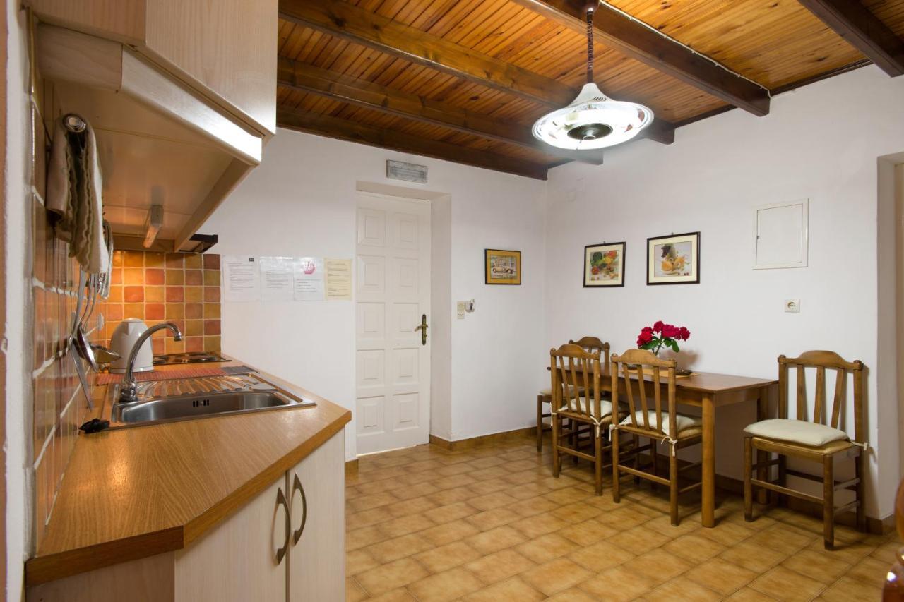 Villa Bacchus Kassiopi Corfu エクステリア 写真