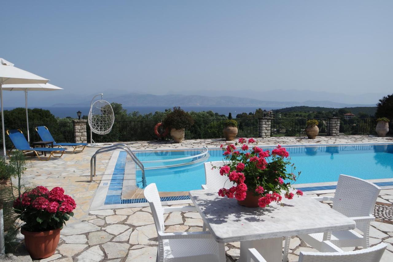 Villa Bacchus Kassiopi Corfu エクステリア 写真