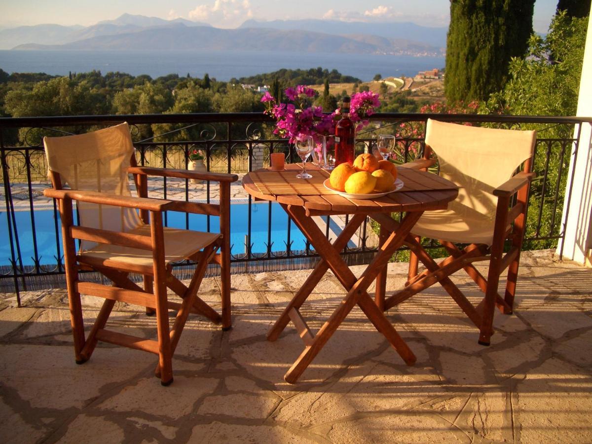 Villa Bacchus Kassiopi Corfu エクステリア 写真